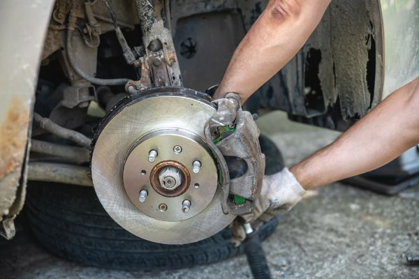 Why Diesel Pickup Trucks Need Brake Repairs You Can Count On